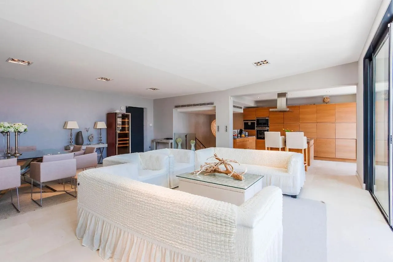 Villa Hesperides Vi4337 By Riviera Holiday Homes Nice