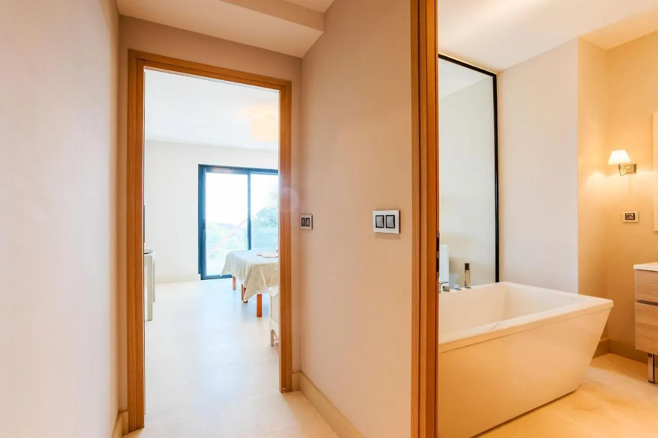 Villa Hesperides Vi4337 By Riviera Holiday Homes Nice