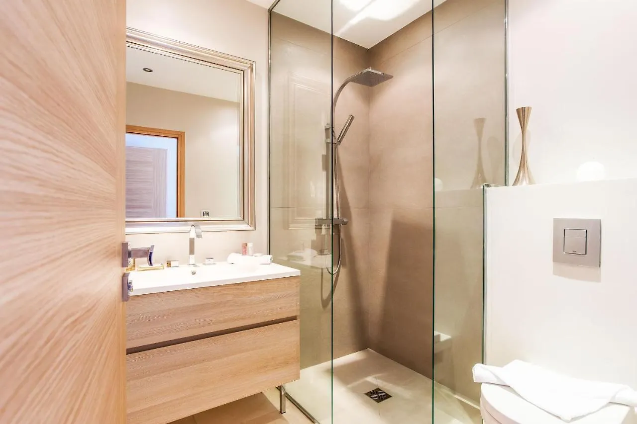 Villa Hesperides Vi4337 By Riviera Holiday Homes Nice